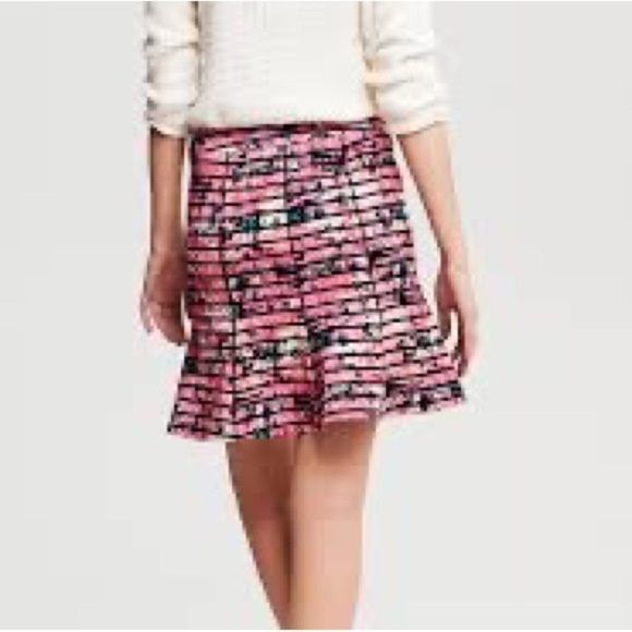 BANANA REPUBLIC BELLA STRIPED FLORAL FLUTED SKIRT SIZE 14 - Picture 1 of 8